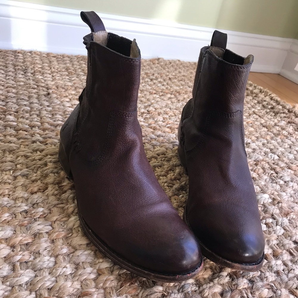 COPY - Frye Melissa Chelsea Boot. Pull On. US 7.5